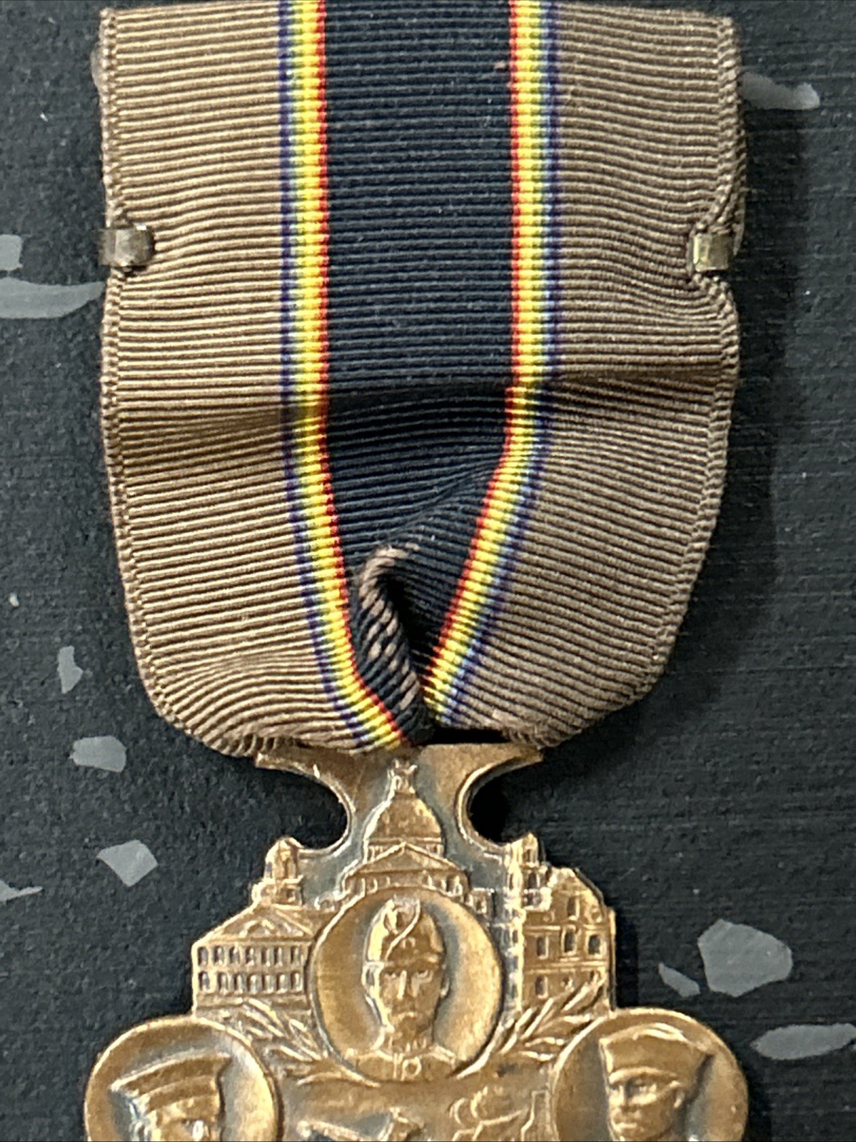 VTG U.S. Military WWII Medals & Pin Bars American Campaign Defense Good Conduct