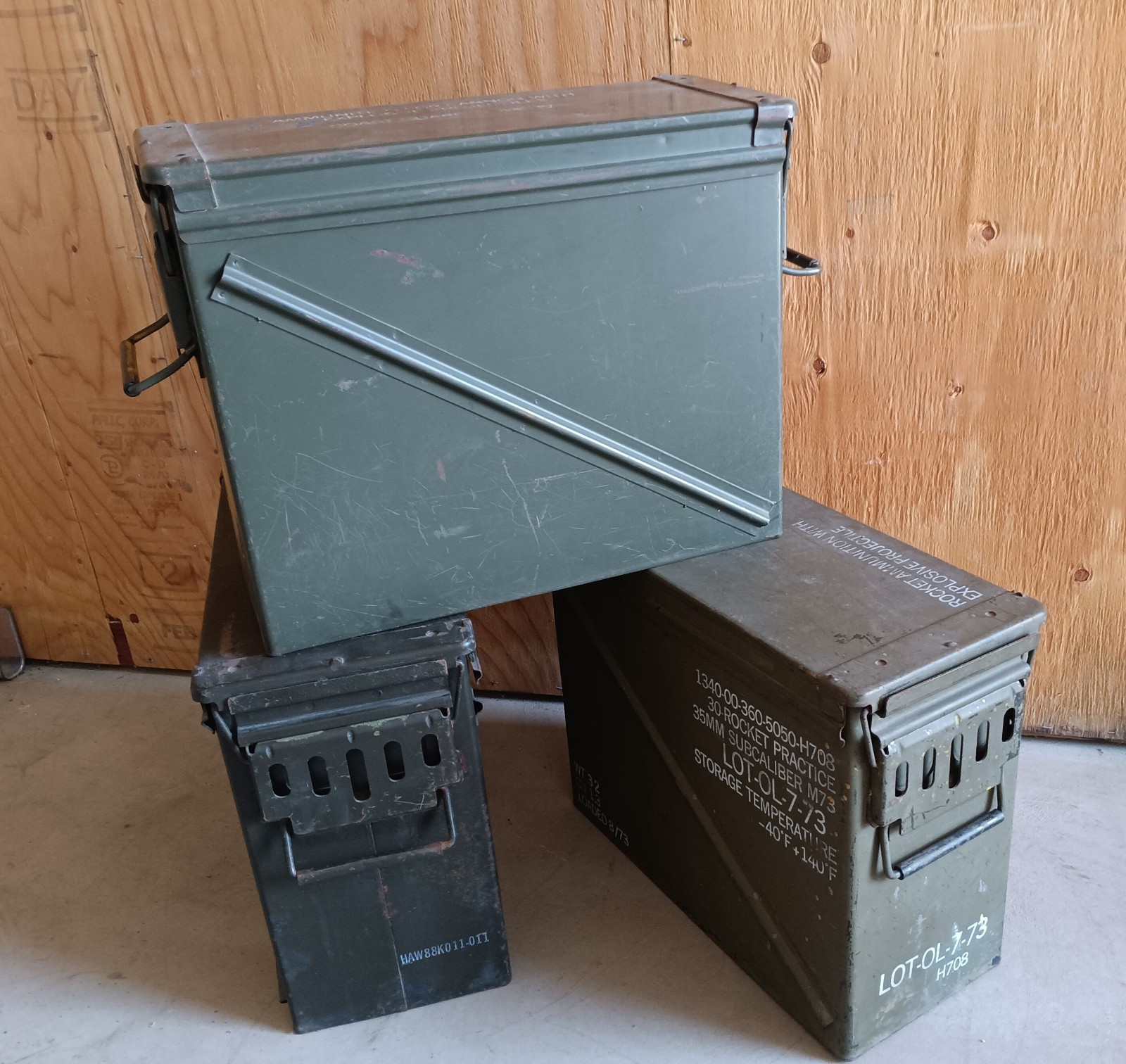 Genuine U.S. Military Surplus USGI M548(20mm) Large Olive Drab Ammo Can Tool Box