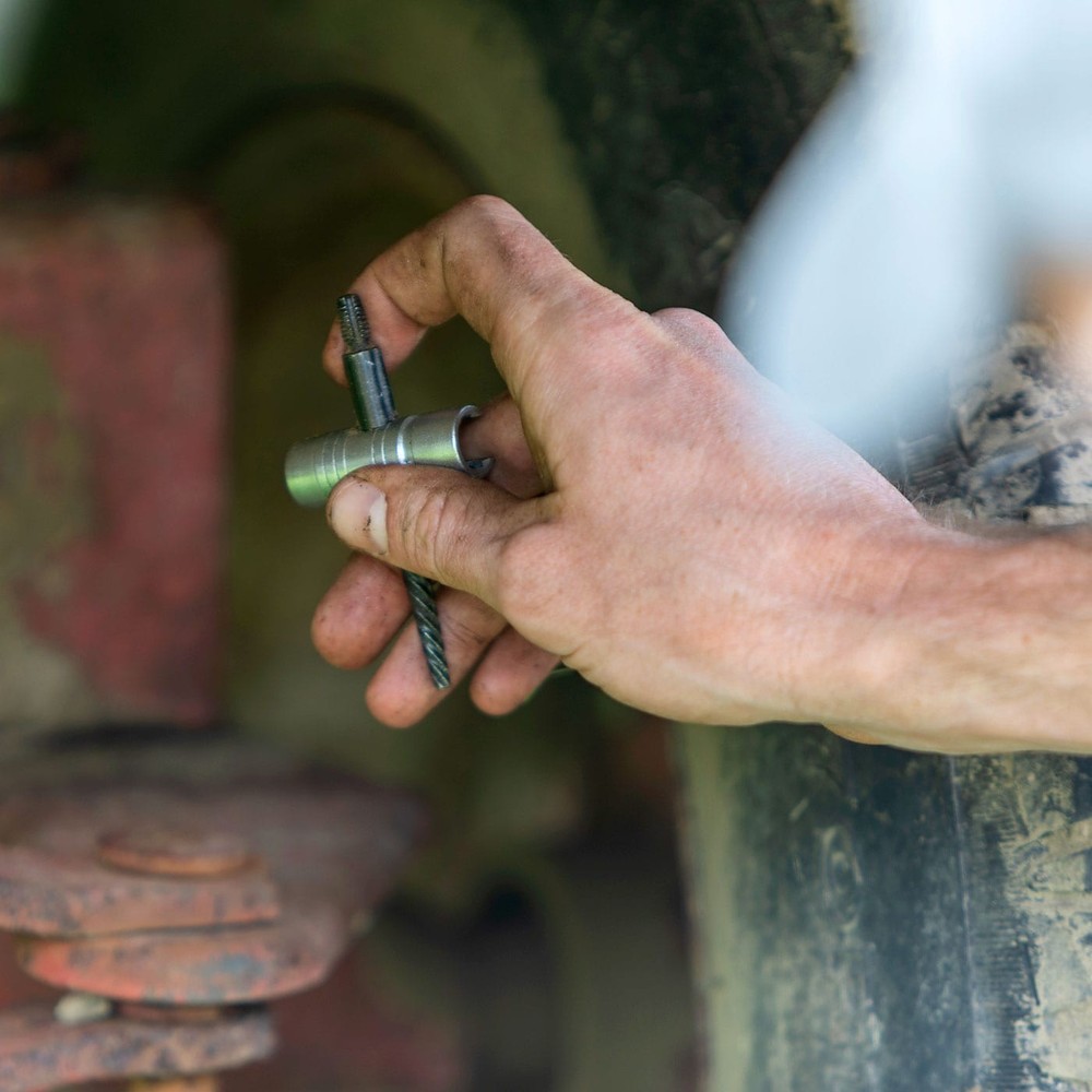 LockNLube Complete Grease Fitting Replacement