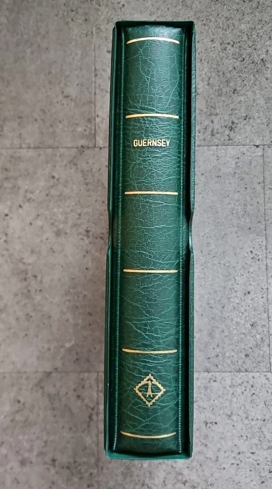 LIGHTHOUSE Turnbar Binder & Slipcase Guernsey 1999-2010 Sf Hingless