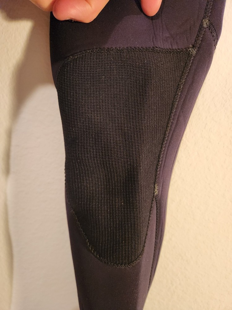 X-small Need Essentials 4/3 Chest Zip Wetsuit Excellent Condition