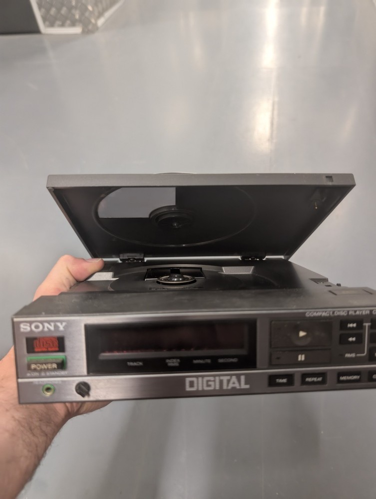 Sony CDP-7F Top Loader CD Player. TESTED WORKS! Good Condition