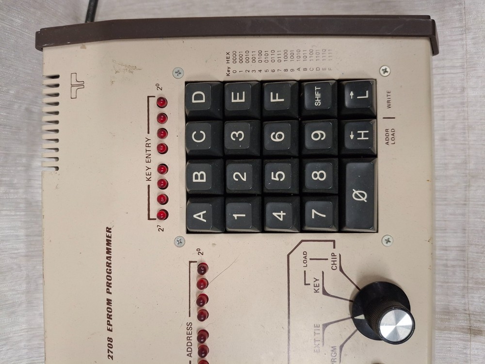 Jameco Electronics JE 608 Programmer 2708 Eprom Programmer Untested Powers On