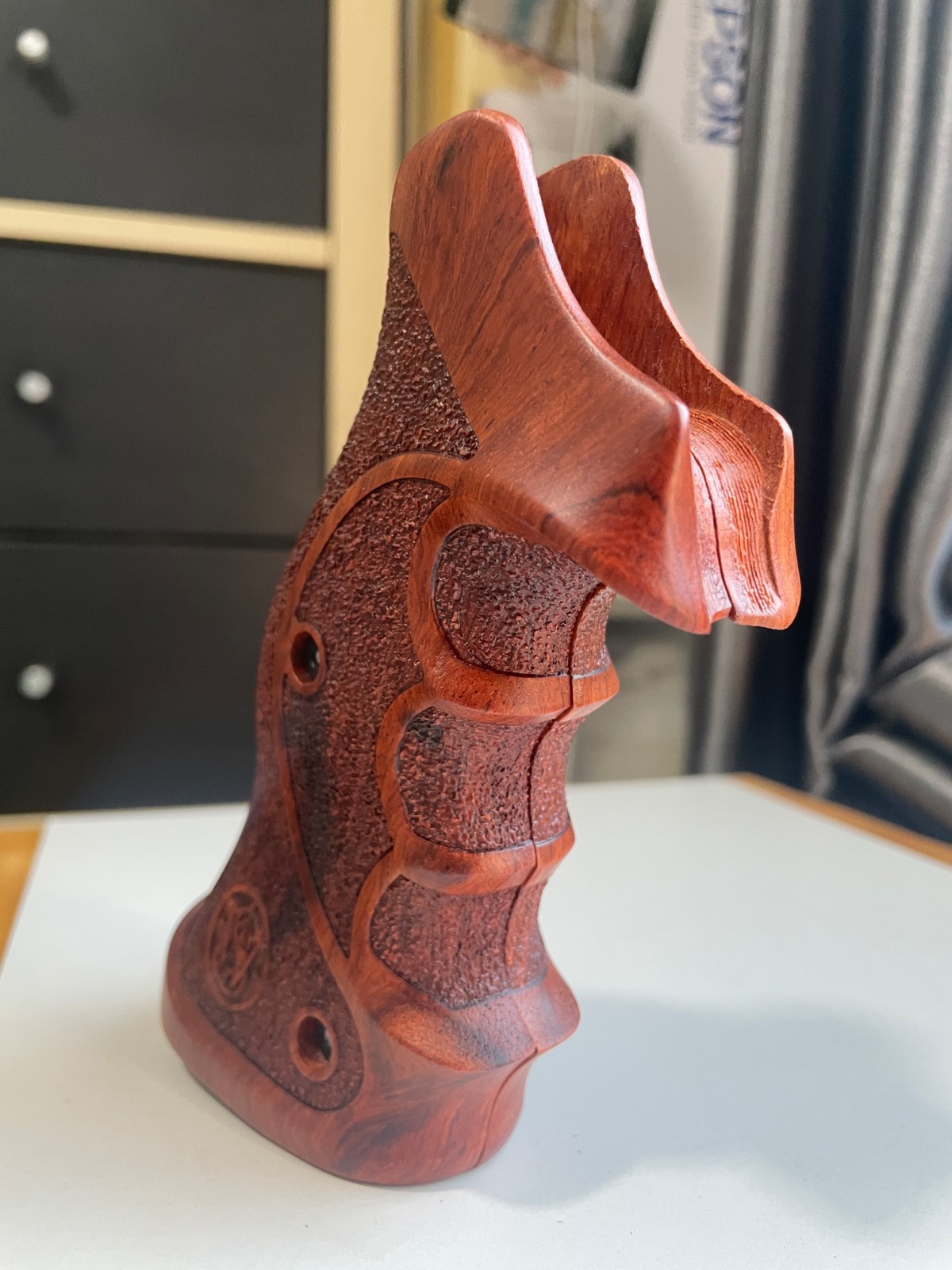 New art on Prof. Grips For Taurus TRACKER/JUDGE 17 44 415 425 450 617 627 692