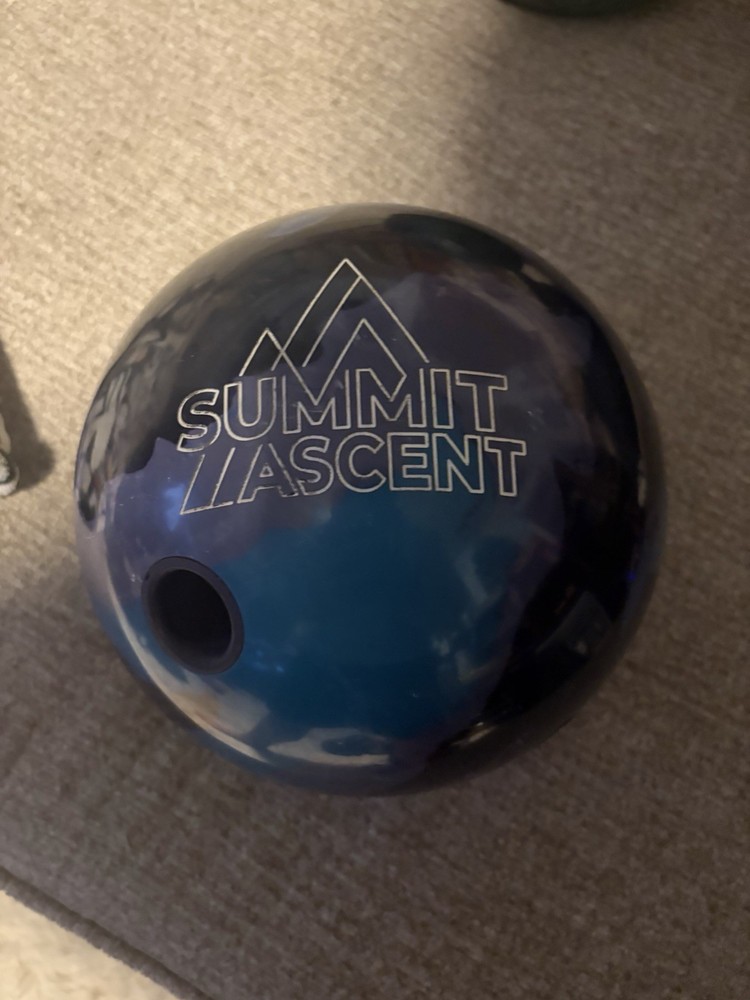 Storm Summit Ascent Bowling Ball 15lb