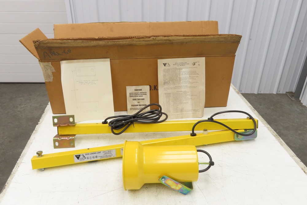 Mars SDL-60 Tri-Lite Dock Loading Light 60" Reach Single arm