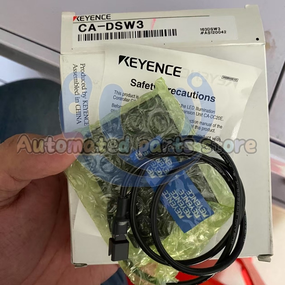 1PCS Keyence CA-DSW3 White Backlight Light Source CADSW3 New in box