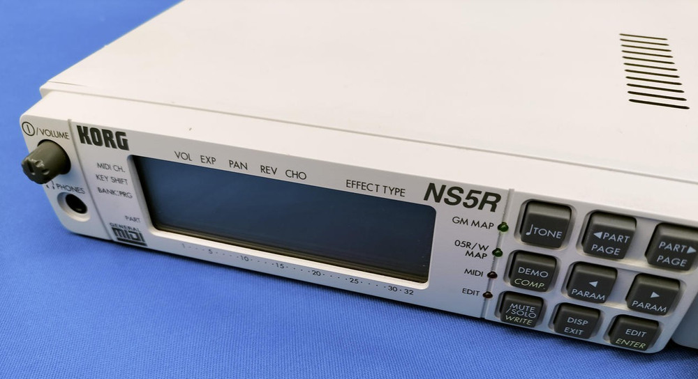 KORG NS5R GENERAL MIDI Synthesis Module 260420