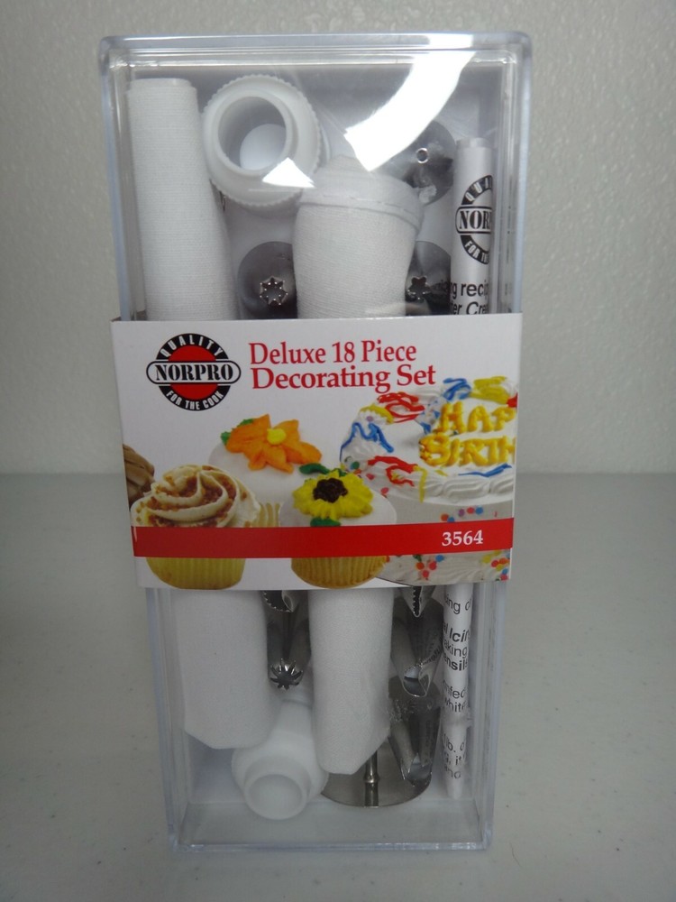 NORPRO Deluxe 18-PC Baking Cake Decorating SET in Gift Box