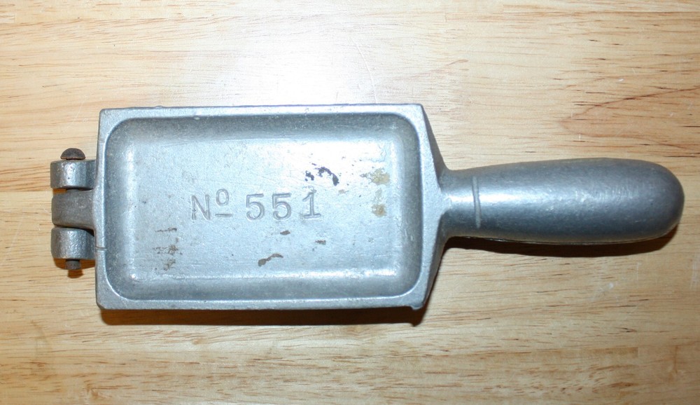 C. Palmer Mfg. Hooked Jig Mold # 551