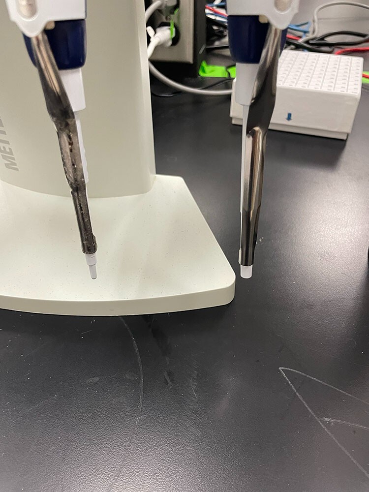 Rainin E4 XLS LTS Electronic Pipette Set with Smart Stand Low Range