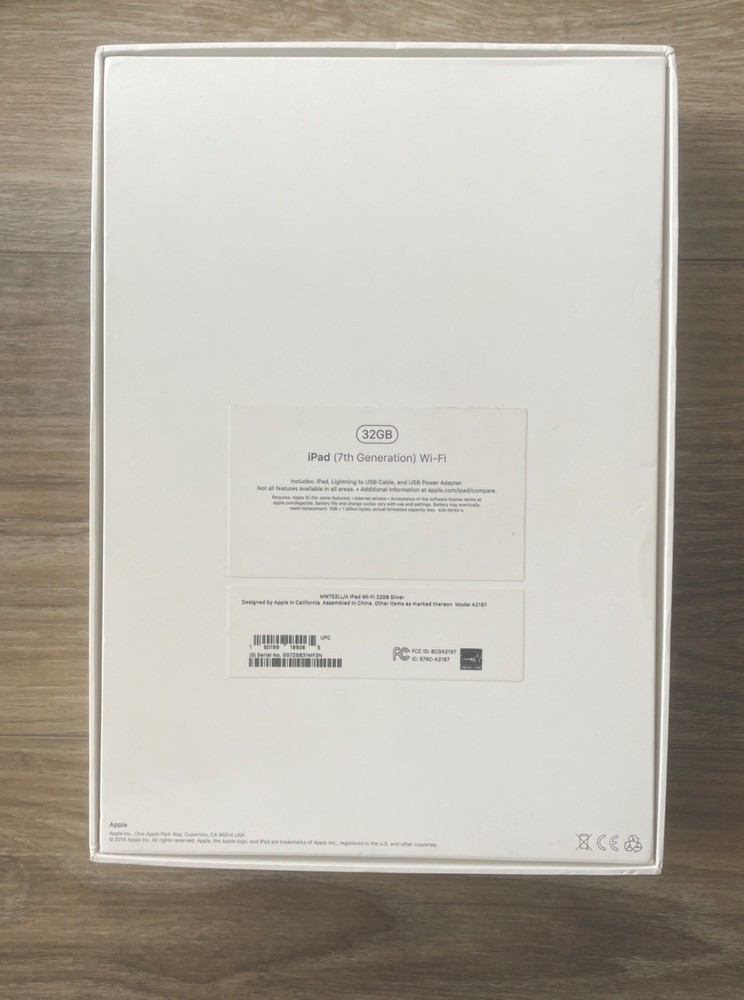 iPad 7th Generation 32GB Silver - Model A2197 - EMPTY BOX ONLY - Near Mint