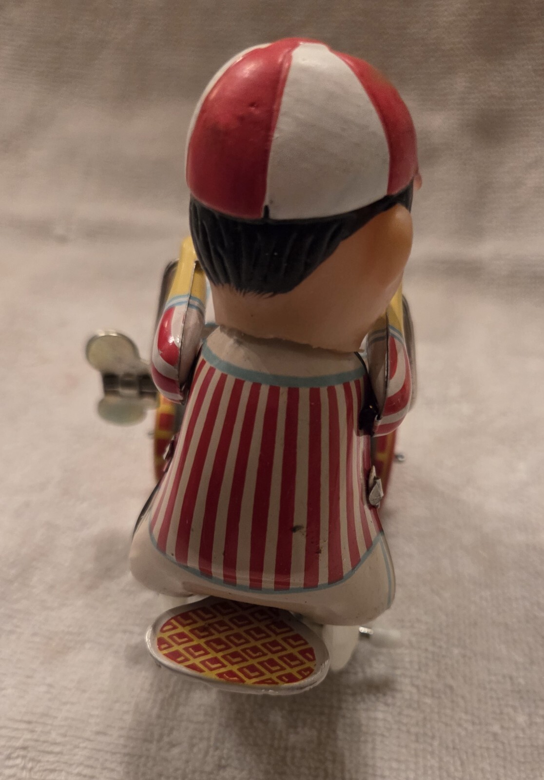 VINTAGE 80s WIND UP TIN LITHO TOY ICE CREAM VENDOR CHINA