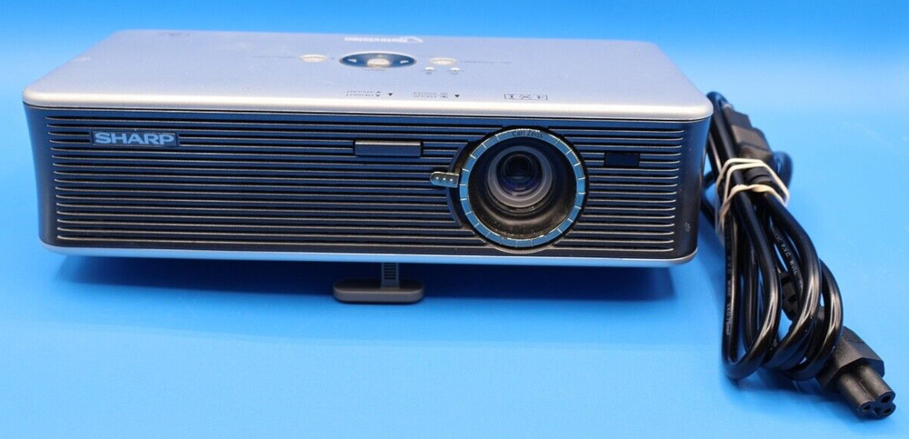 SHARP NOTEVISION XR-1S PROJECTOR WITH POWER SUPPLY & CASE NEED NEW LAMP, REMOTE