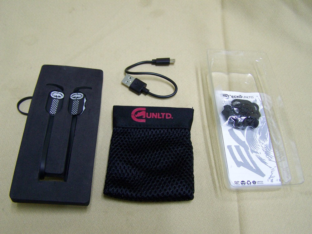 ECKOUNLTD EARBUDS Runner Bluetooth Earphones BLACK