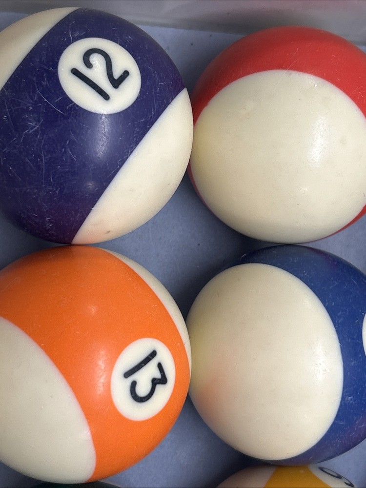 Professional Pool Ball Set Billiards M431-19 In Original Box w/Triangle 🎱 NOTES