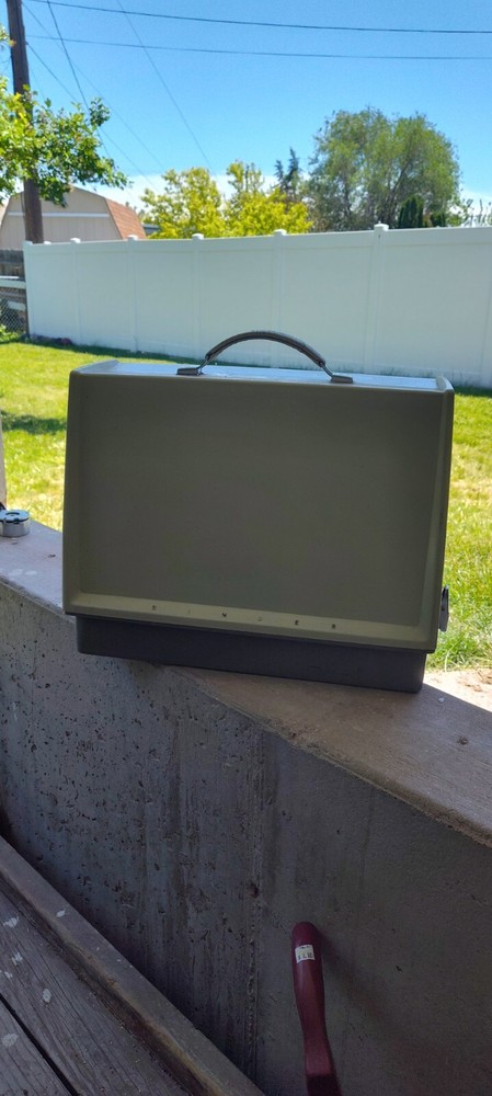 Singer Aqua Green Sewing Machine Case