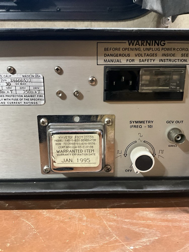 WAVETEK 20 MHZ PULSE FUNCTION GENERATOR MODEL 145 POWERS ON
