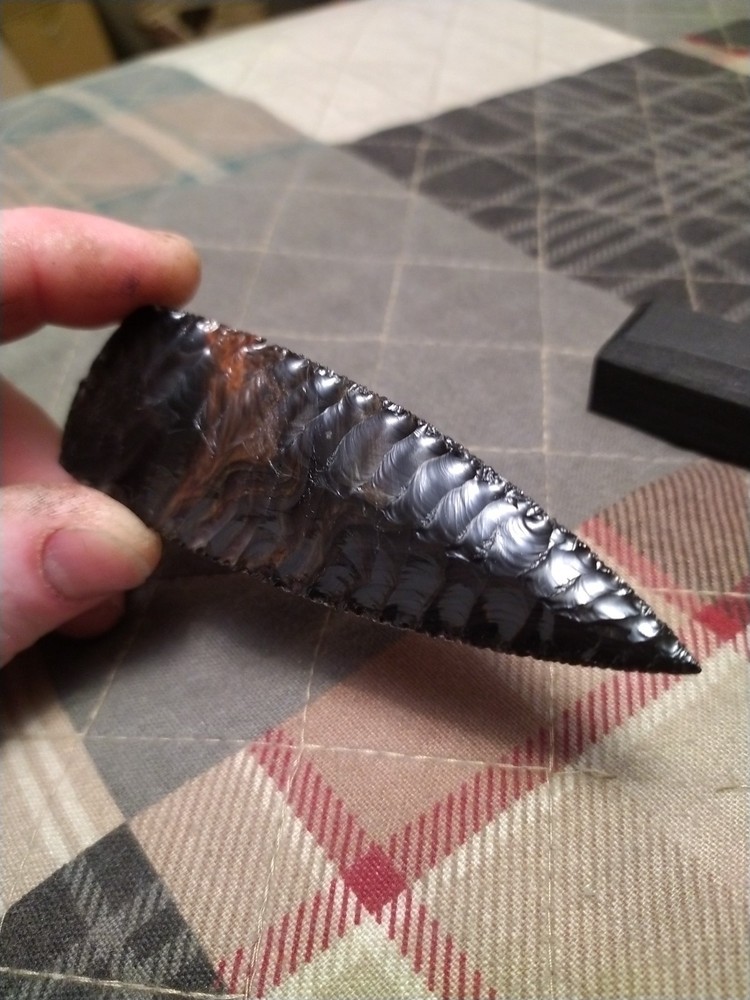Paleo Spear Point Obsidian fire like at bottom