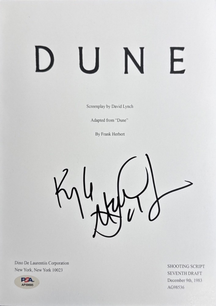 Kyle MacLachlan Signed 8x10 Dune Script Cover Only PSA AP59695