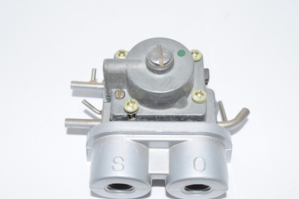61S730 Regulator Manifold
