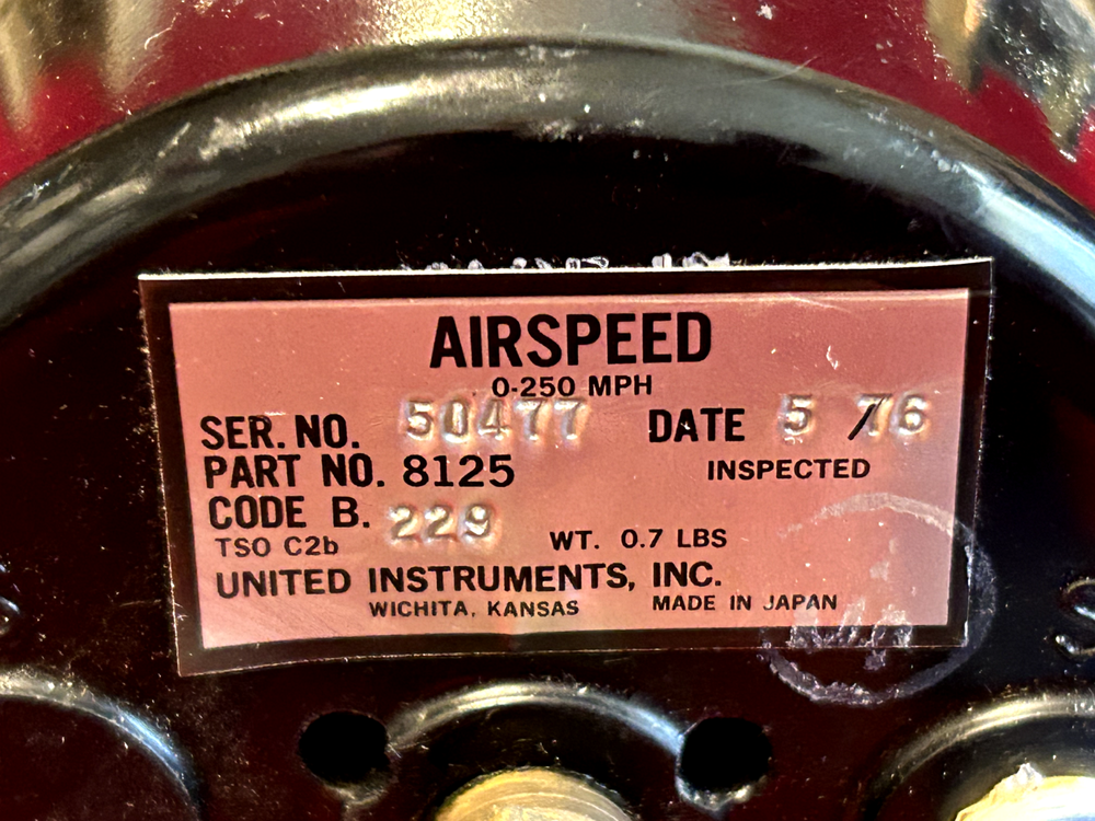 UNITED INSTRUMENTS TRUE AIRSPEED INDICATOR P/N 8125 CODE B.229