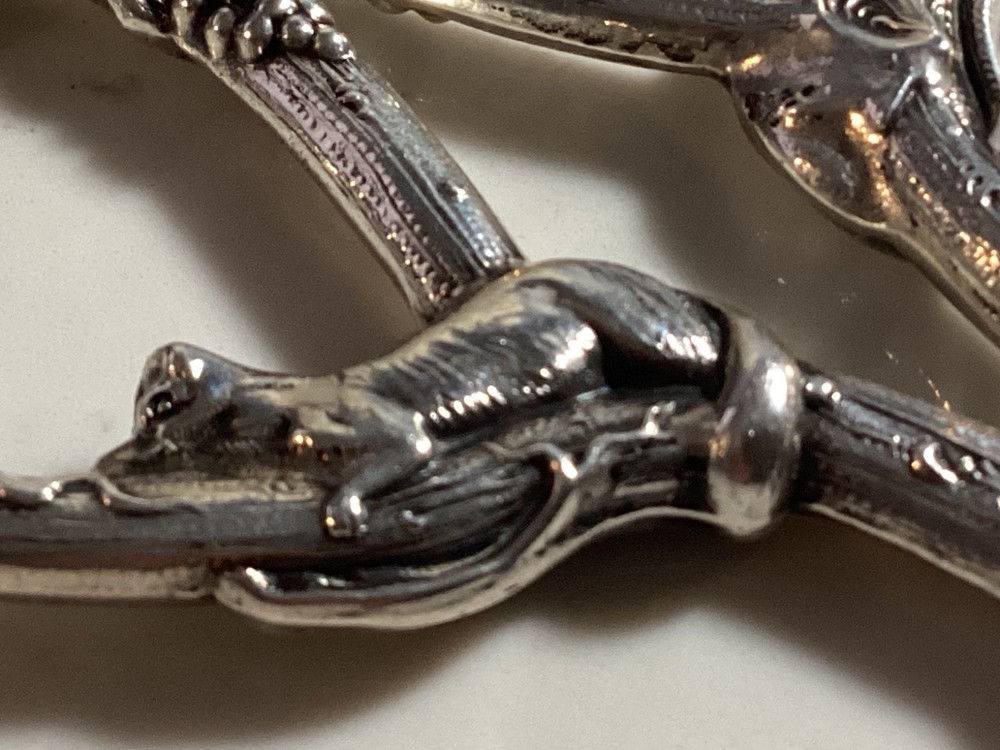 ANTIQUE INCREDABLE AUTHENTIC SIGNED STERLING SILVER REPOUSE SCISSORS NO RES