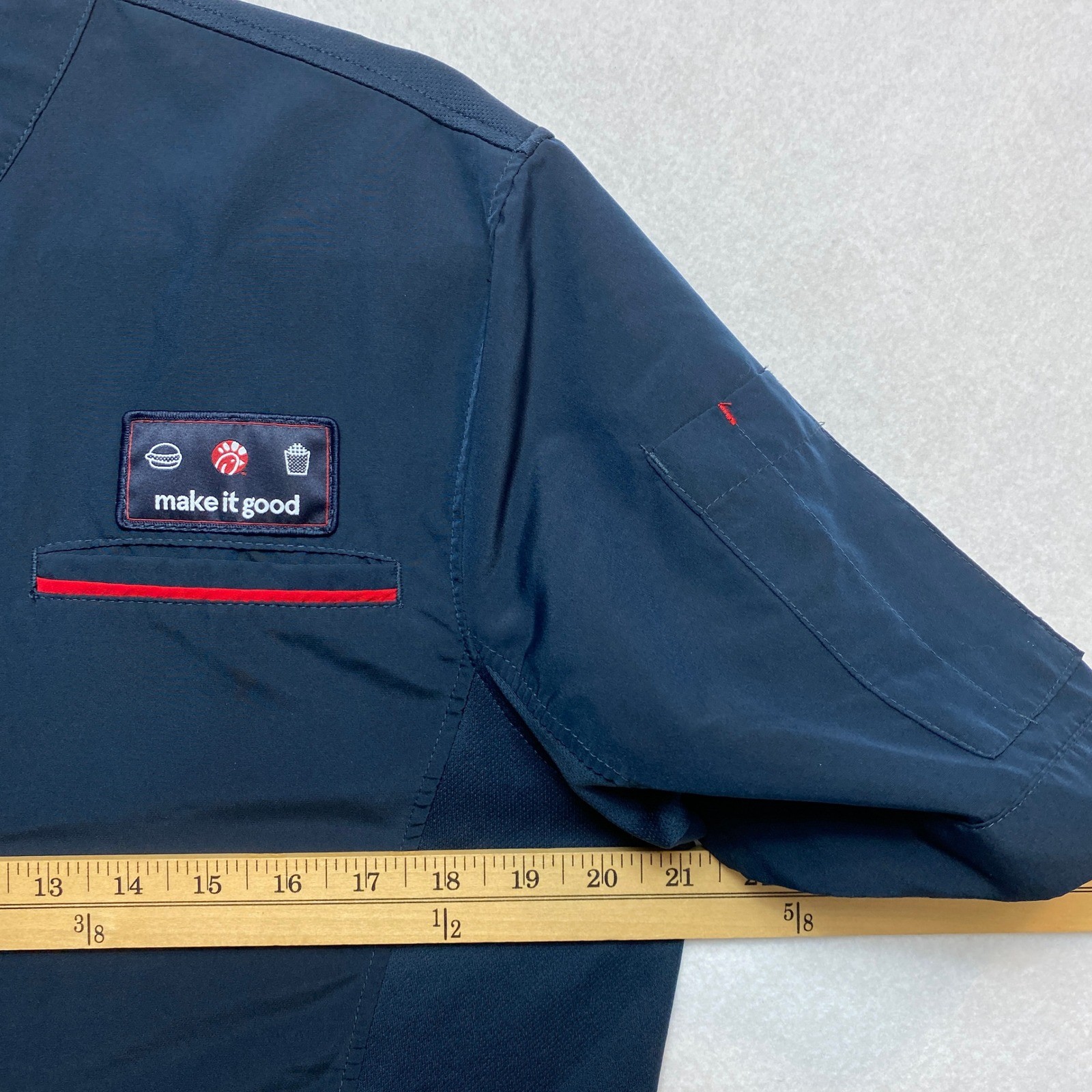 Chick fil A Chef Jacket Uniform Mens Size M Navy Blue Short Sleeve Team Style