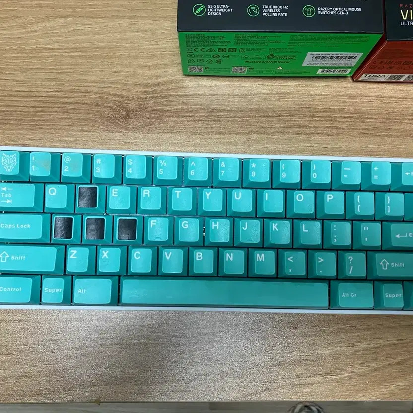 Venom 60HE Mint Mechanical Keyboard Official