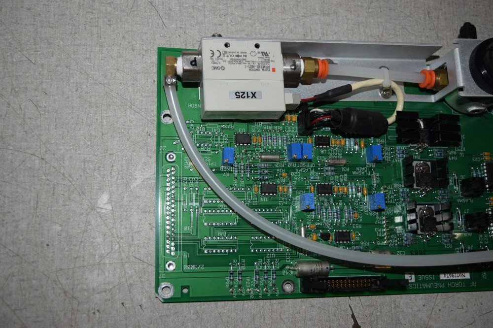 Perkin Elmer N0779674 RF Torch Pneumatics Issue E Board