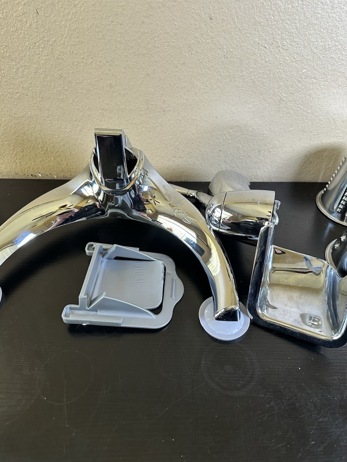 Saladmaster Food Processor V Machine Versa Tec Vegetable Slicer Shredder 5 Cones