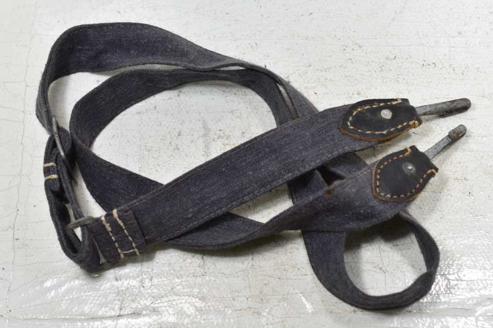 WWII German Luftwaffe Bread Bag Strap M31 Blue Marked 1942