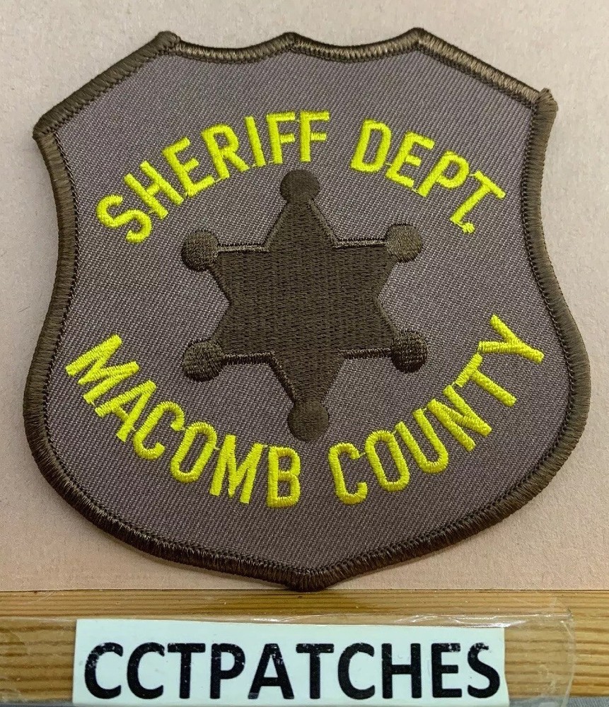MACOMB COUNTY, MICHIGAN SHERIFF DEPT (POLICE) SHOULDER PATCH MI