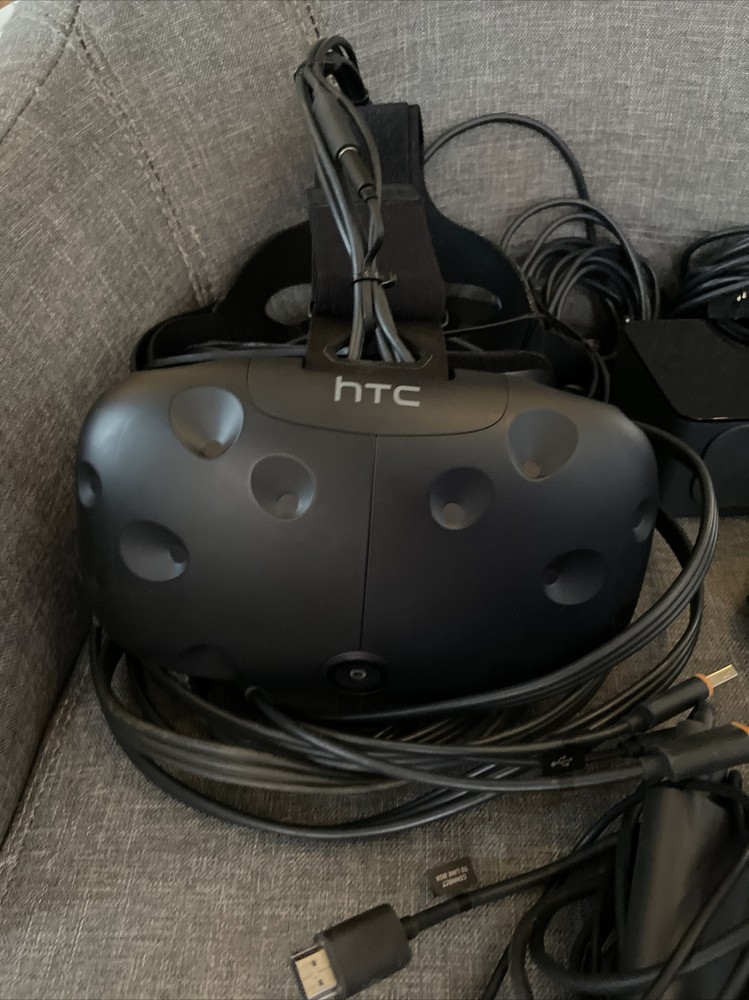🔥 HTC Vive Virtual Reality Headset - FULL KIT with box 🔥 🚀SHIPS WORLDWIDE🚀