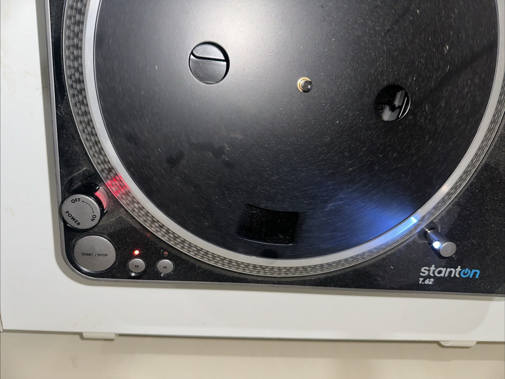 Stanton T.62 M2 Direct-Drive Turntable