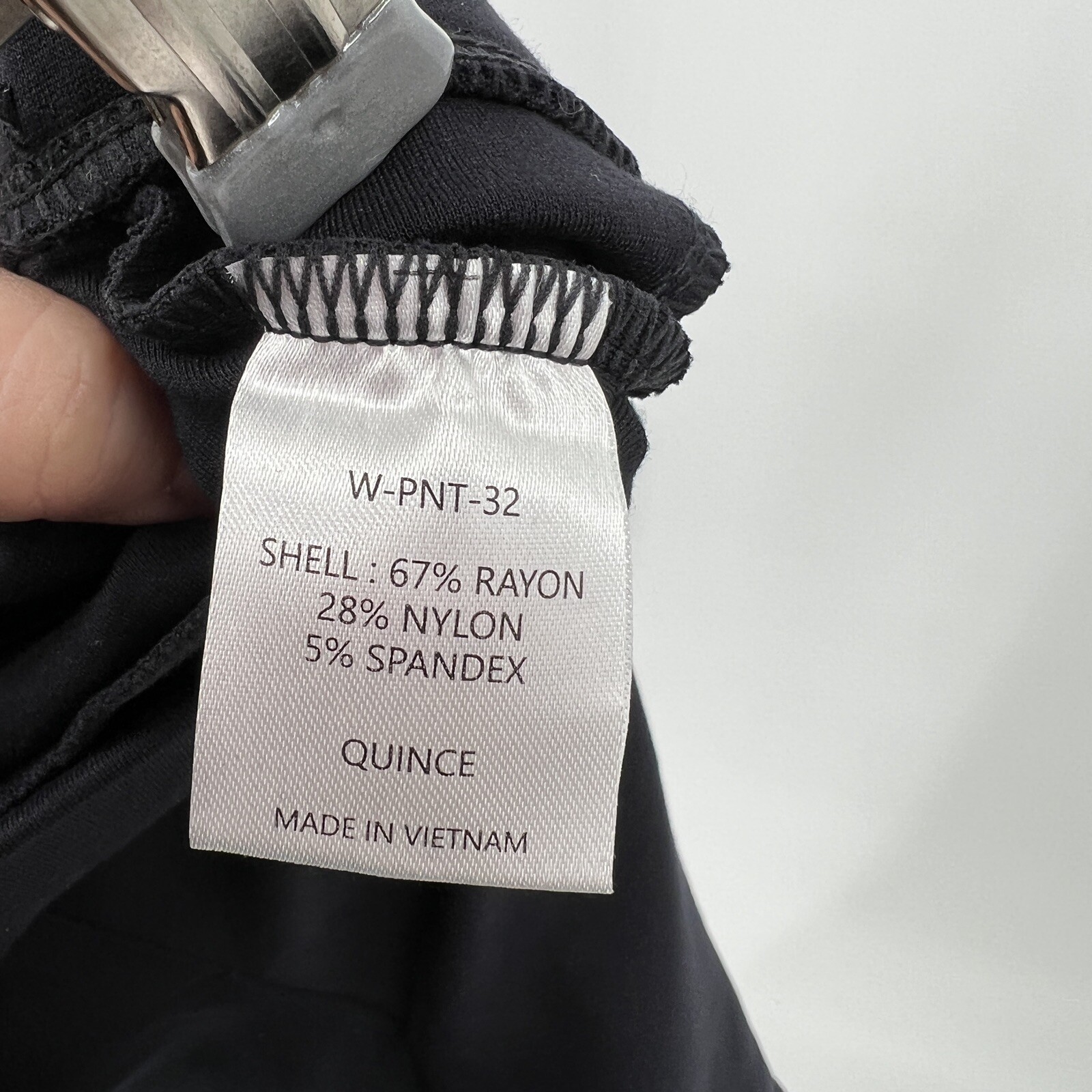 Quince Women's Black Ultra-Stretch Ponte Pants Straight Leg M Regular 30" Career