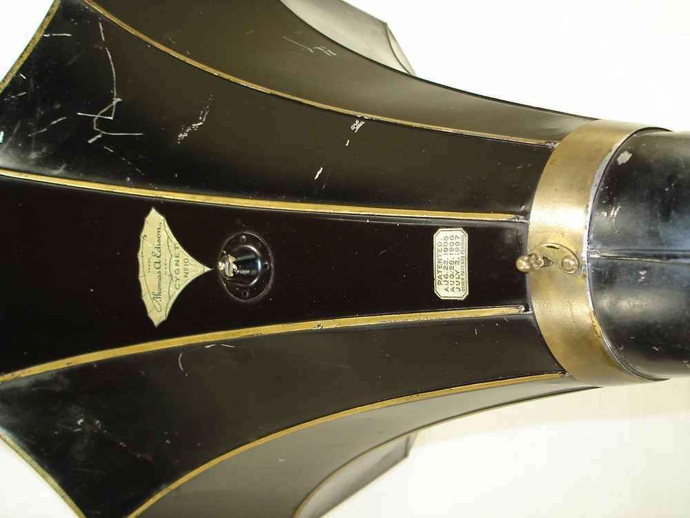 Edison Cygnet # 10 Phonograph Horn