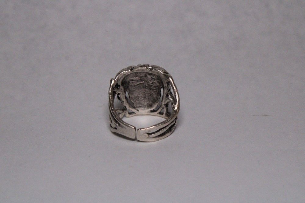 Classical Face Adjustable Silver Ring