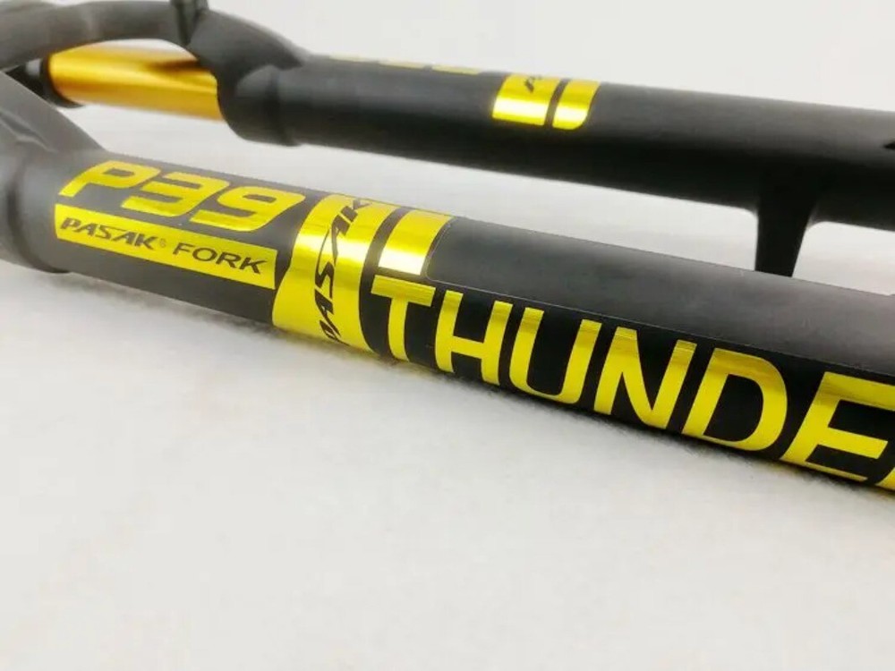 Mountain Bike Air Front Fork 27.5/29'' Shoulde/Wire Control Damping Adjustment