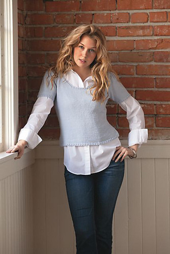 Ithaca Fitted Tee - Dolce Handknits Knitting Pattern #0710 - Teens Women 30"-40"