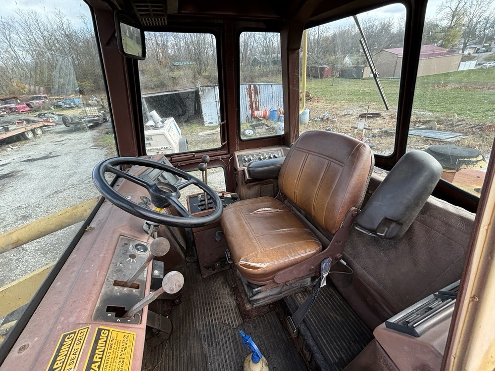 Case W14B Rubber Tire End Loader