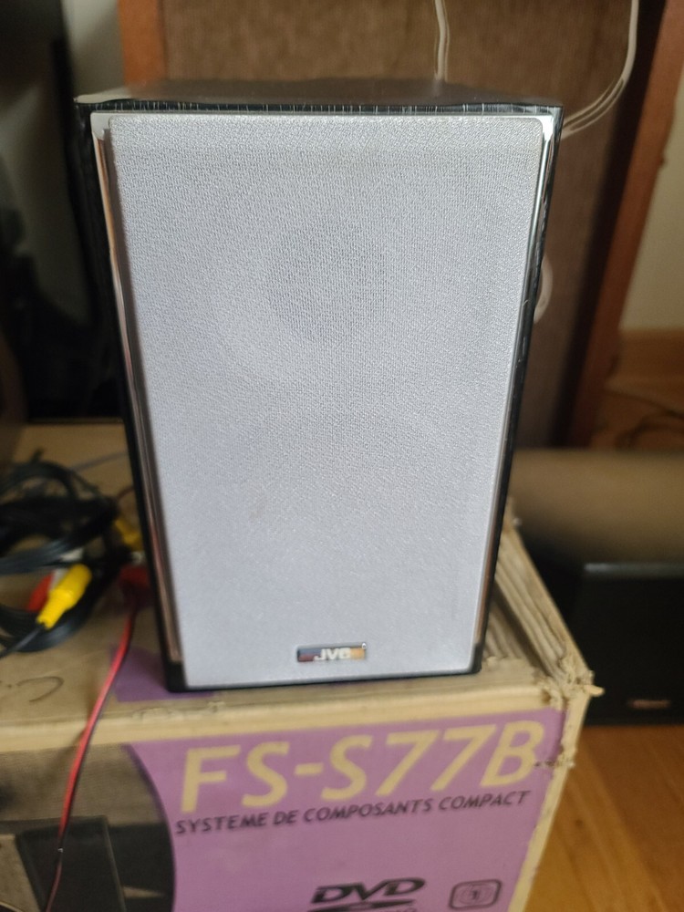 JVC FS-S77B DVD/CD Changer