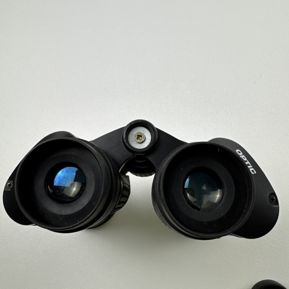 OPTIC 1050 BINOCULARS , & CARRYING CASE, VINTAGE