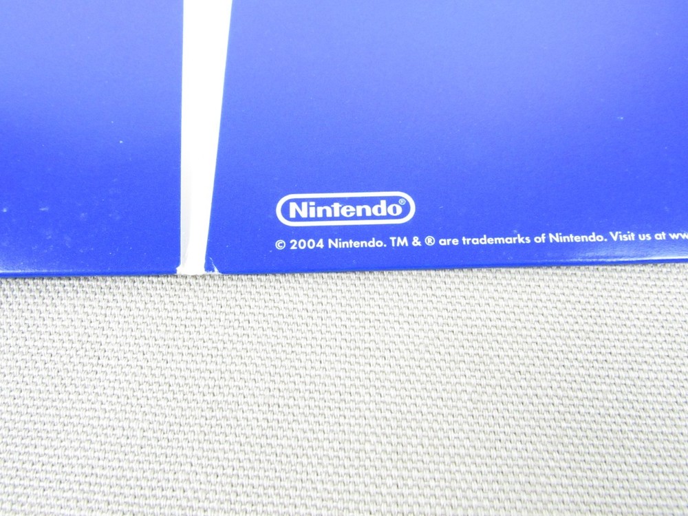 Nintendo 2 Pocket Folder 2004 *Rare* *Vintage* Embossed