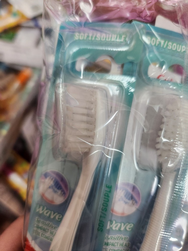6 Pack Colgate Wave Soft SENSITIVE Compact Head Toothbrushes