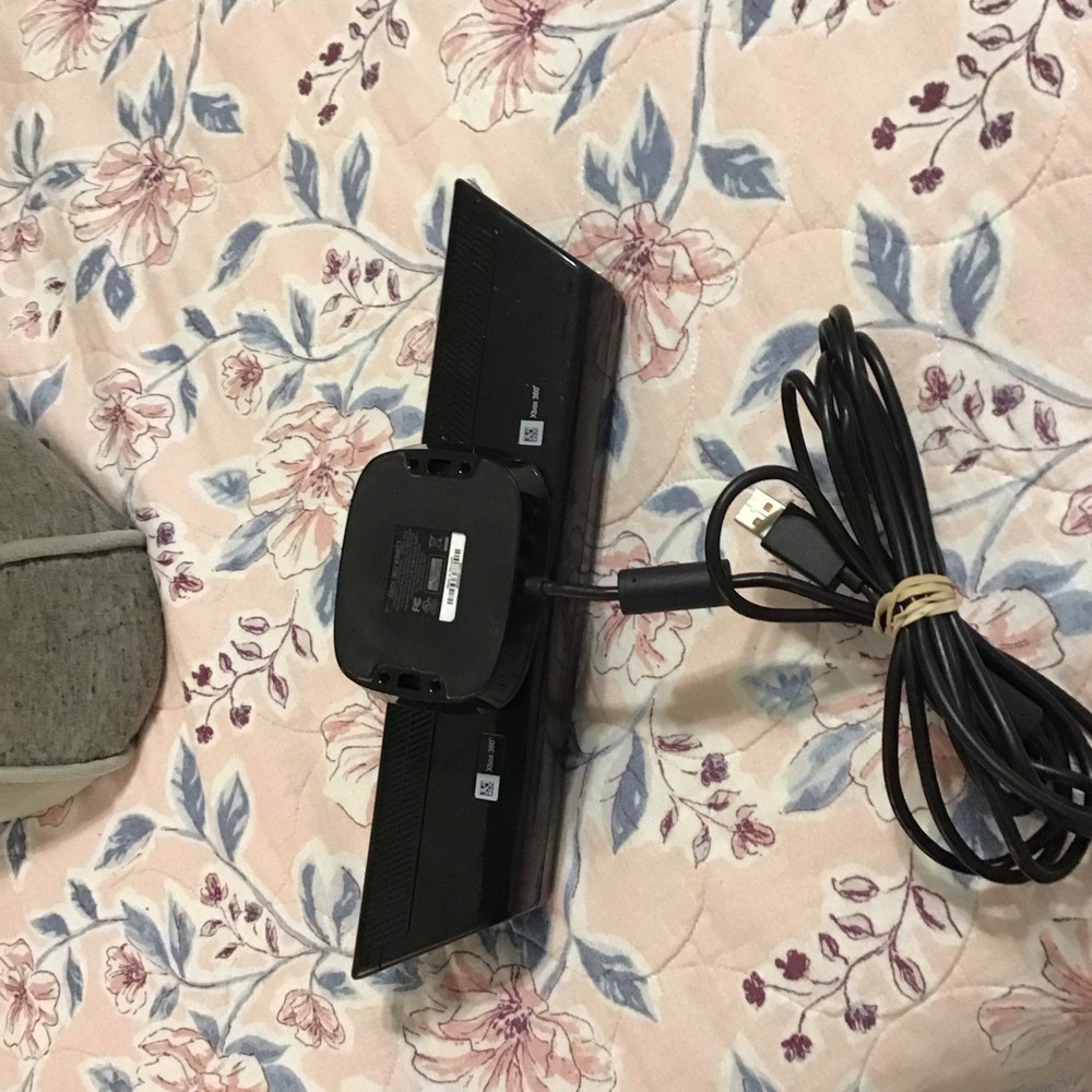 Microsoft Xbox 360 Kinect Motion Sensor Camera USB Wired Black