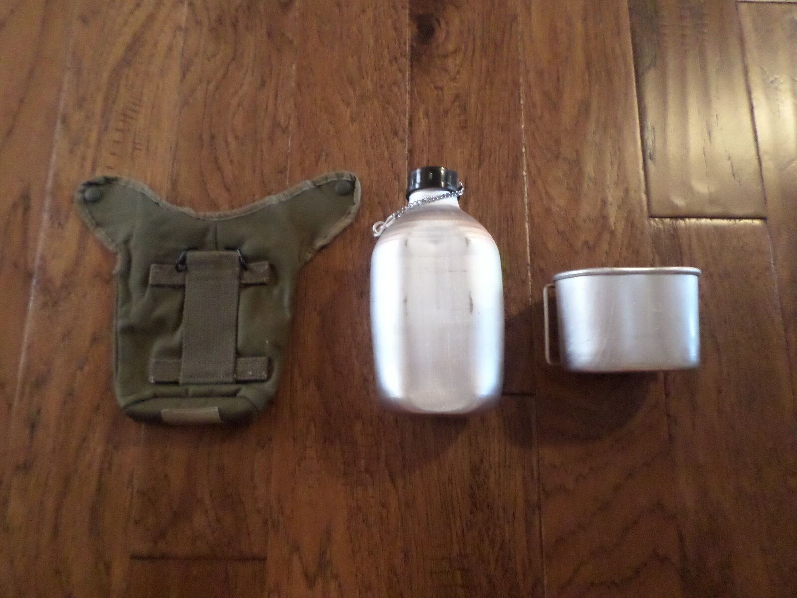French Military Oversize Airborne Style Canteen With Cup & Cover 48 ounce