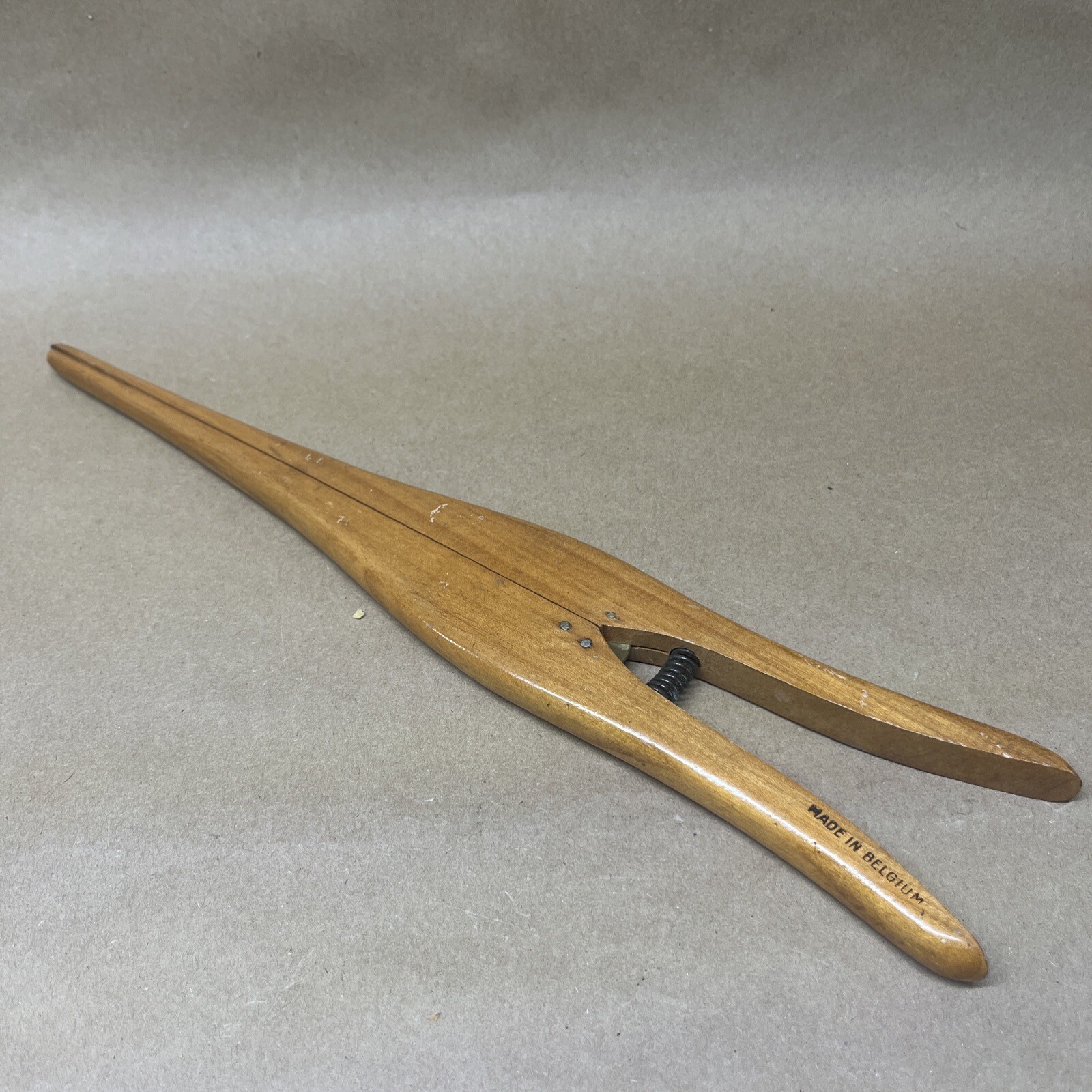 VINTAGE GLOVE STRETCHER • Wear Right, Wood With Metal Spring • 14”