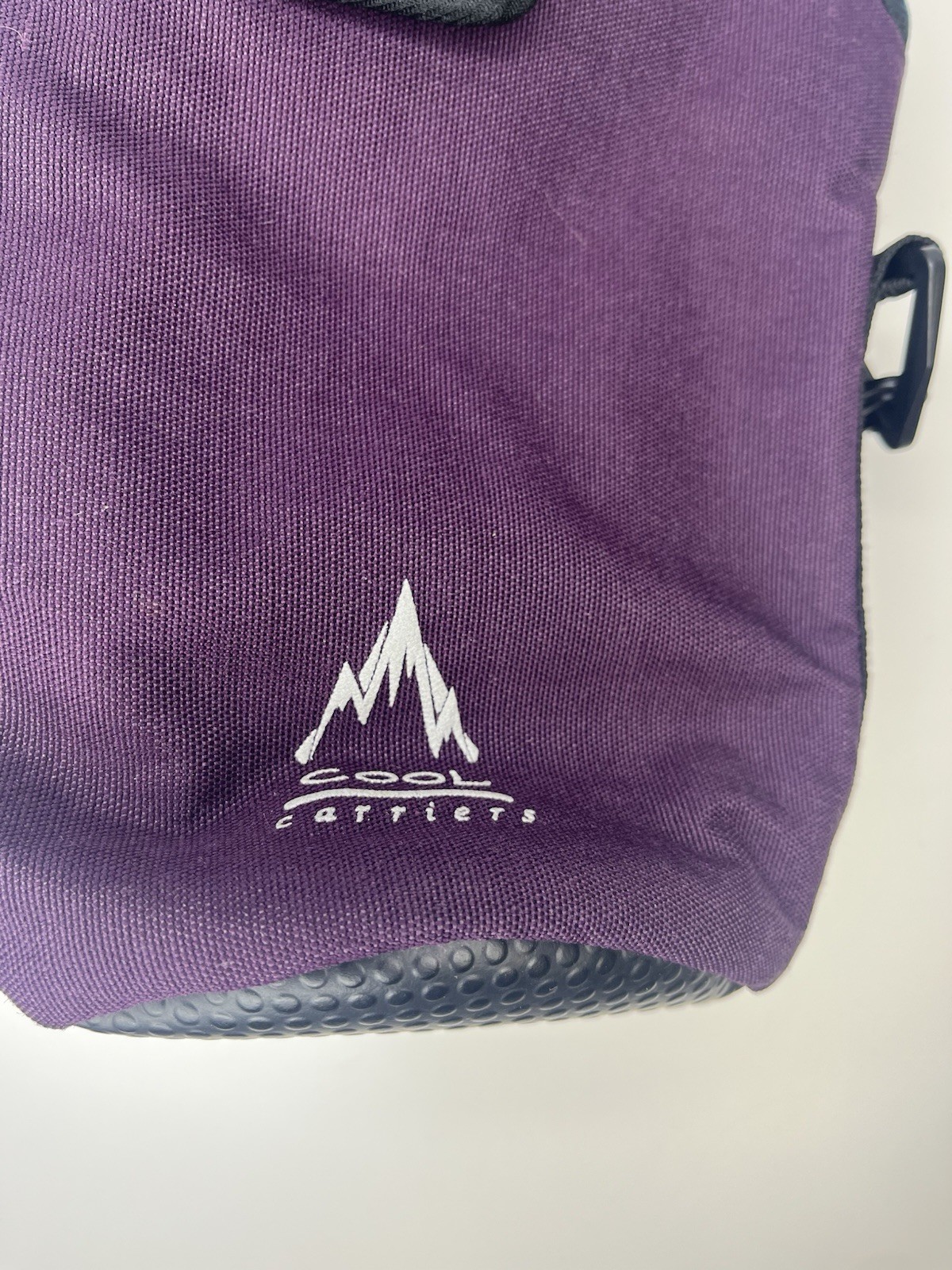 Rubbermaid Cool Carriers Purple Strap Hiking Insulated Workout NO Bottle 64 oz