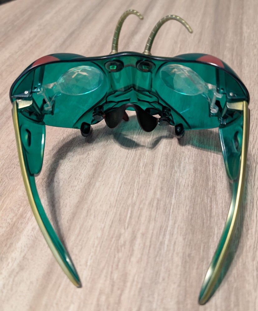 Insect Lore Buzzerks Bug Praying Mantis Goggles Compound Vision Bug View Glasses